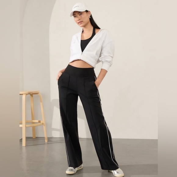 Athleta Pants - NWT Athleta Venice Track Stripe Wide Leg Pant Size M/P